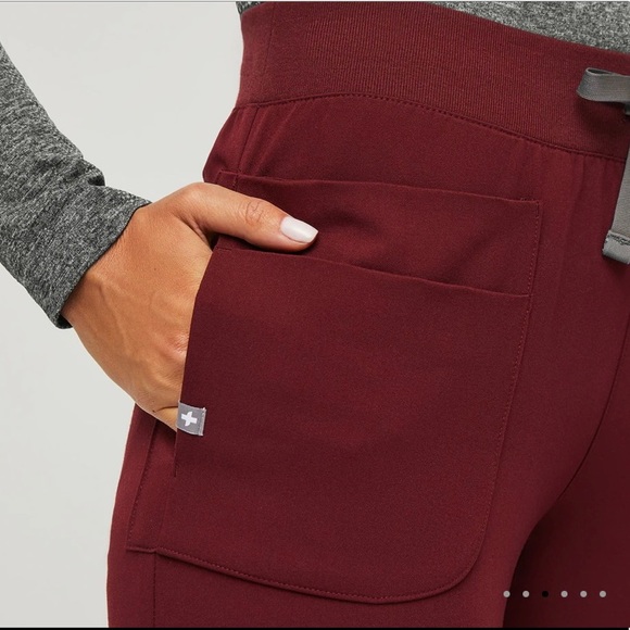 Figs Limited edition Nepal burgundy joggers - Picture 2 of 4